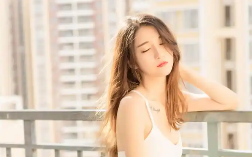 糖爹的内心世界:权力、控制与被需要的渴望——中年成功男性的包养心理全解析